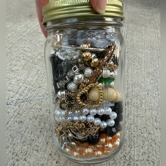 Jewelry - Mystery Jewelry jar; The Rachel!
